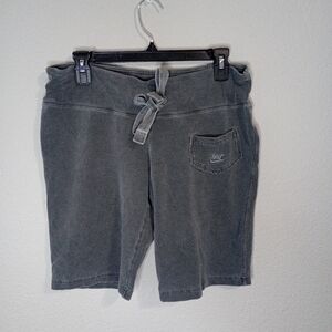 Nike low rise Bermuda sweatshorts